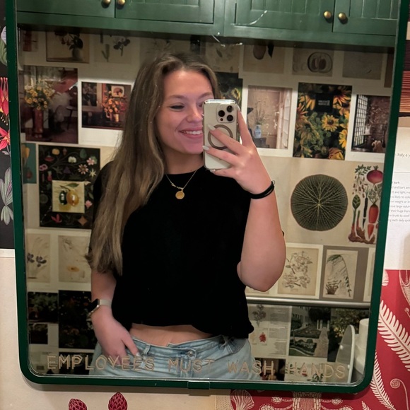 Meet your Posher, Jamie - Picture 1 of 3